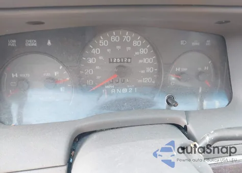 2001 Mercury Grand Marquis Gs z USA, uszkodzony, nr VIN 2MEFM74W91X701613